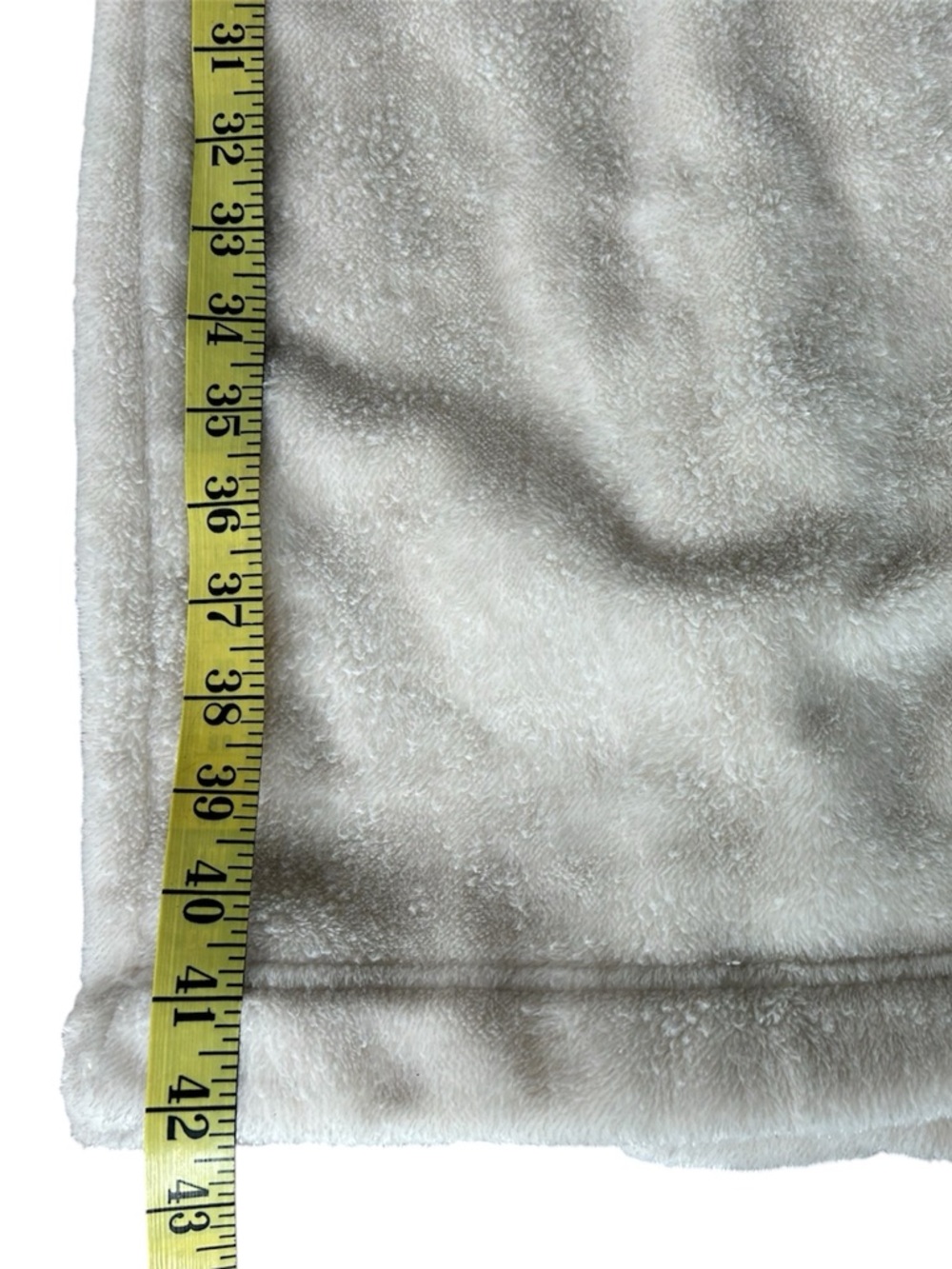 Pottery Barn Plush Fluffy Shawl Collar Bathrobe Cream One Size - Picture 7 of 7